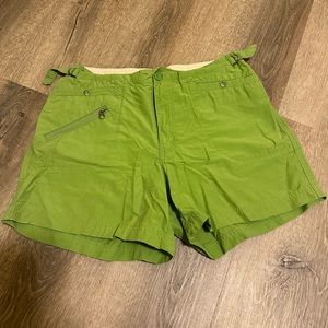 Green Alpine Design Women’s Shorts | Hiking Cargo Shorts | Size S